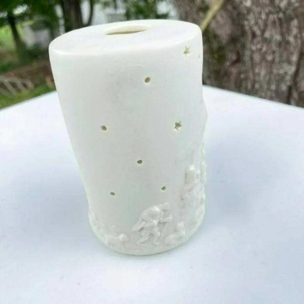 Ornamental Jade Porcelain Nativity Votive Candleholder 5in x 3.5in Holiday Decor - Picture 6 of 6